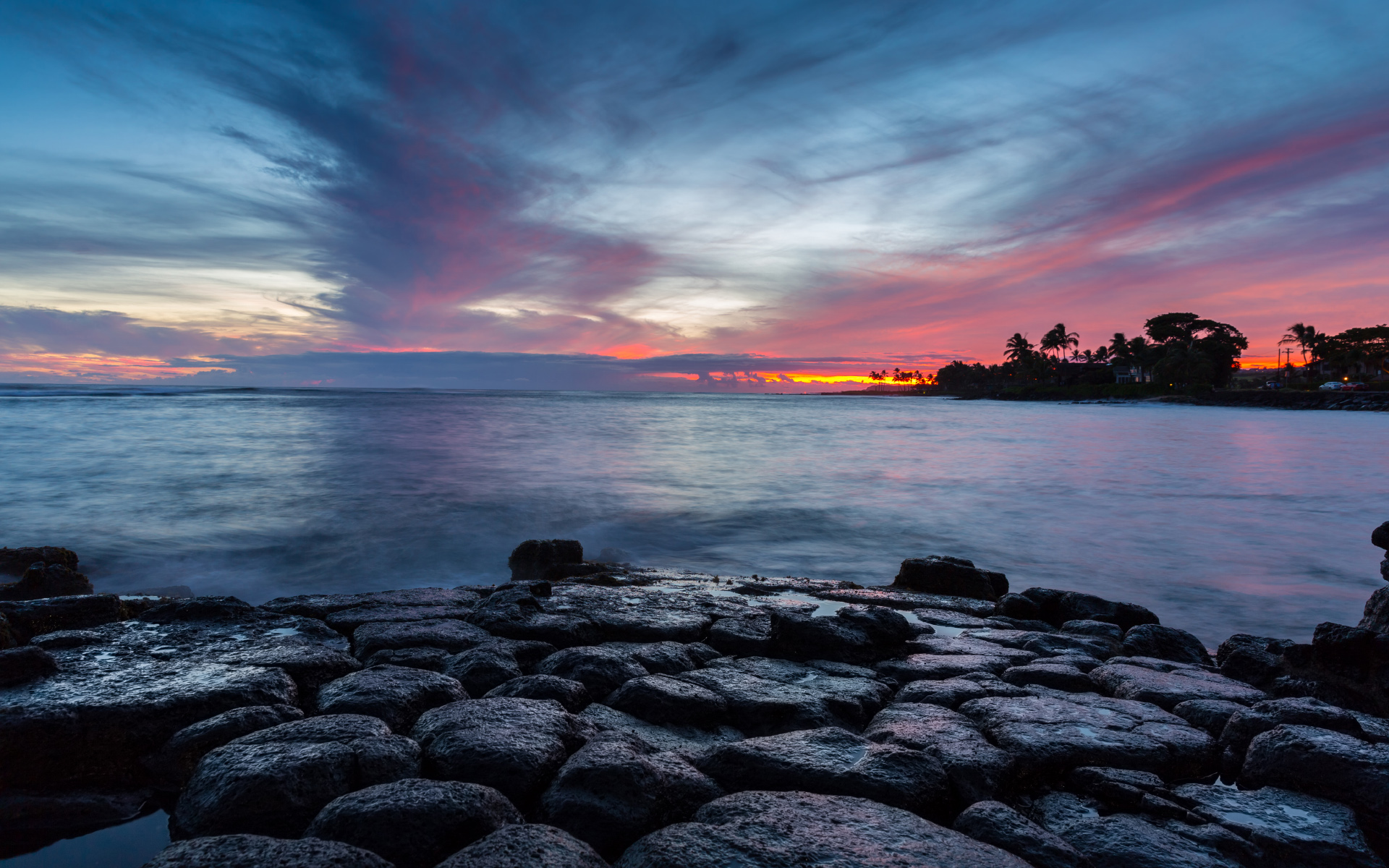 anh-bien-hoang-hon-15 Ngắm 50+ hình ảnh biển đẹp ngỡ ngànɡ đầy thơ mộng