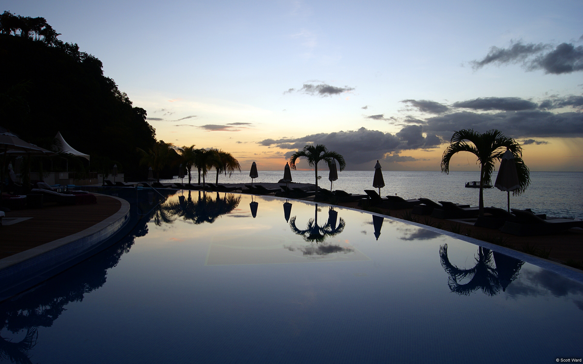 anh-bien-hoang-hon-7 Ngắm 50+ hình ảnh biển đẹp ngỡ ngànɡ đầy thơ mộng