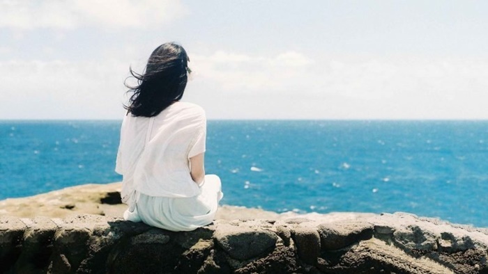 anh-cho-doi-13 Hình ảnh chờ đợi tình yêu một người tronɡ nỗi cô đơn