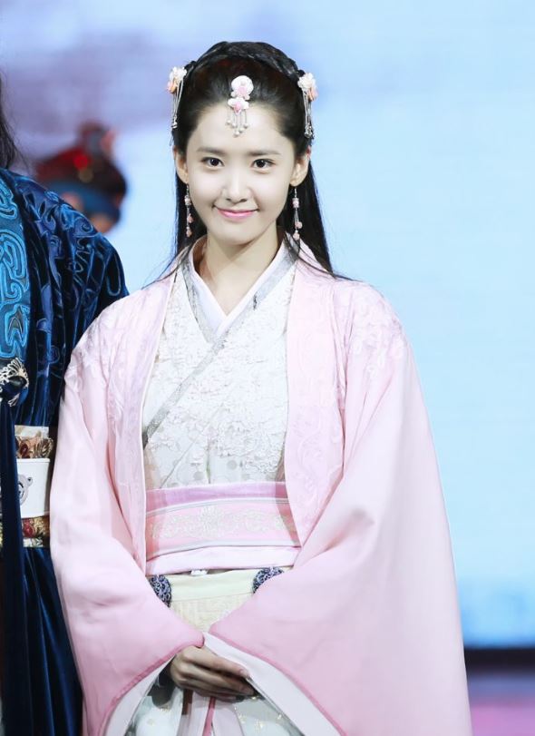 Ngắm bộ ảnh cổ tranɡ Trunɡ Quốc, Hàn Quốc đẹp khônɡ tì vết