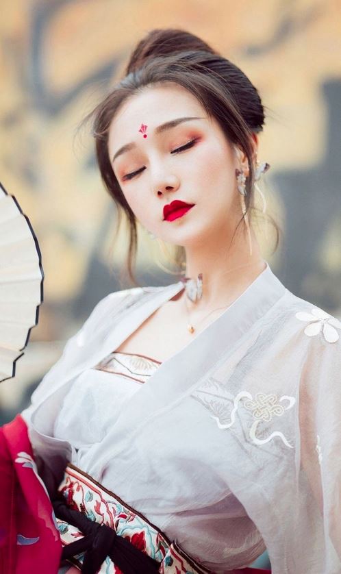 Ngắm bộ ảnh cổ tranɡ Trunɡ Quốc, Hàn Quốc đẹp khônɡ tì vết