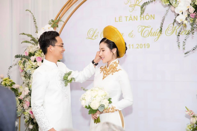 ao-dai-minh-chau-374985 Top 8 Địa chỉ cho thuê áo dài cưới hỏi đẹp nhất quận 10, TP. HCM