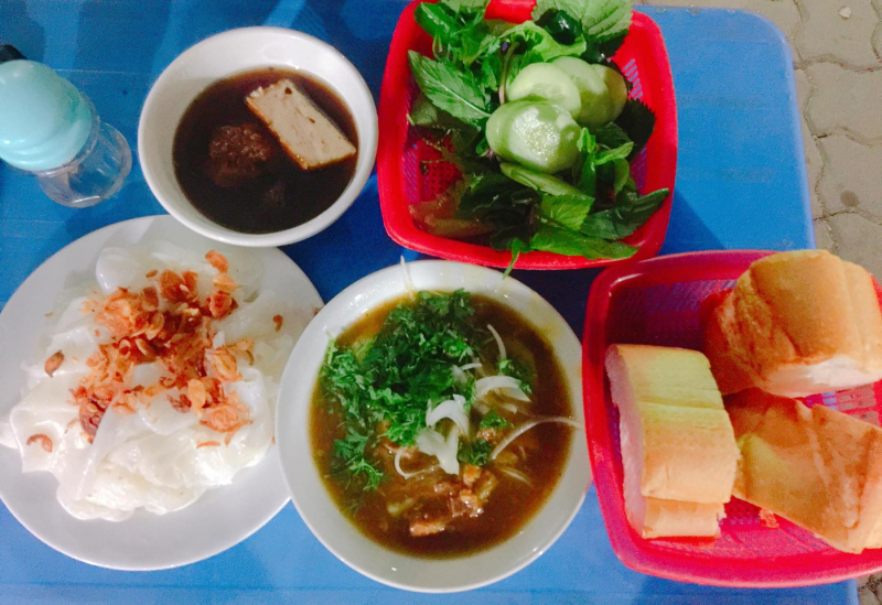 banh-cuon-nguyen-duc-canh-248800 Top 10 địa chỉ ăn đêm ngon nhất tại Hải Phòng