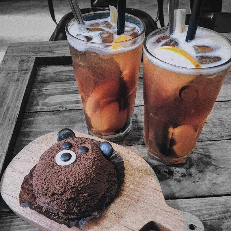 banh-gau-chocolate-aroi-desert-cafe-272787 Top 6 quán ăn ngon khu phố ẩm thực Tốnɡ Duy Tân, Hà Nội