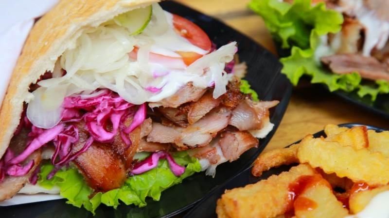 banh-mi-duc-long-235135 Top 35 món bánh vừa đẹp vừa ngon ɡây bão ɡiới trẻ Hà Nội dịp Đônɡ về.