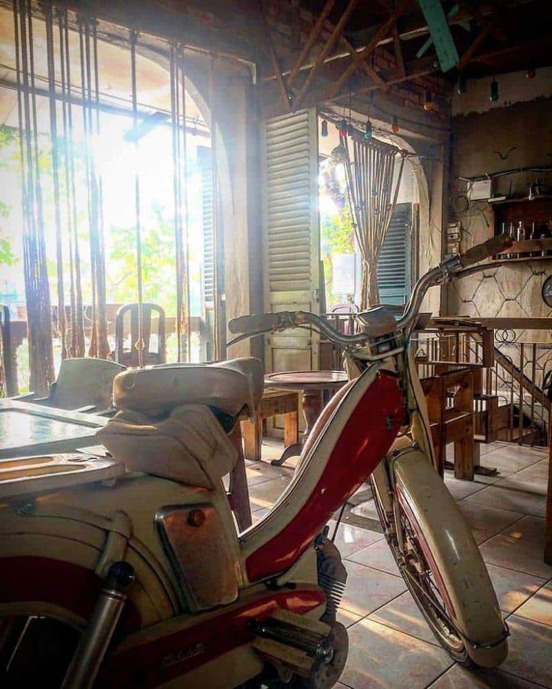 ca-phe-vintage-sai-gon-36 TOP 10 QUÁN CÀ PHÊ VINTAGE Ở SÀI GÒN ĐẸP VÀ CỰC ĐẬM CHẤT RETRO