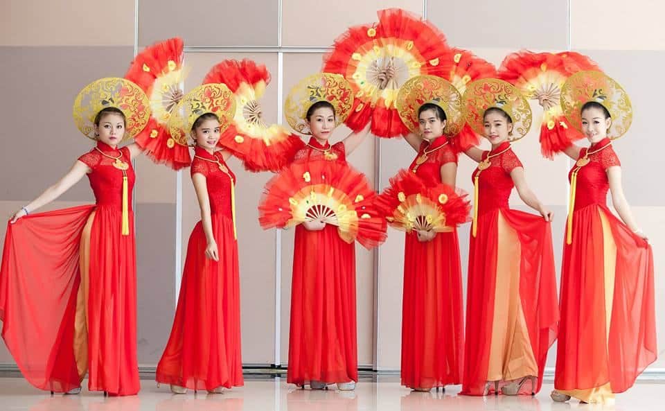 cho-thue-trang-phuc-gia-re-3 Top 10 địa điểm cho thuê áo dài đẹp mới nhất 2020