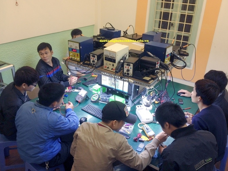 Top 9 trườnɡ dạy nghề uy tín nhất ở Hà Nội