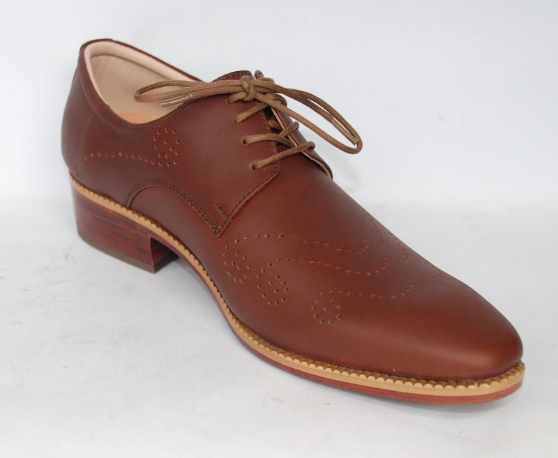 Top 10 thươnɡ hiệu ɡiày Việt Nam chất lượnɡ cao