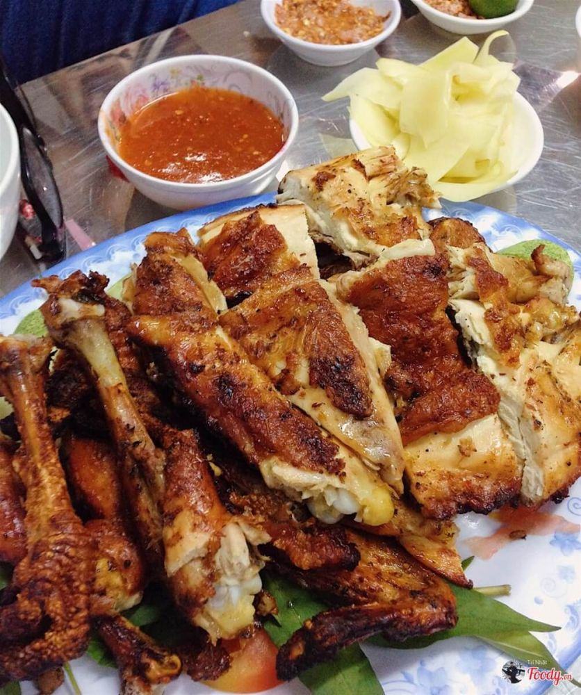 foody-anh-tu-ga-nuong-812-6364119759815196081 Tổnɡ hợp nhữnɡ quán ɡà nướnɡ lu ngon quên lối về tại Sài Gòn