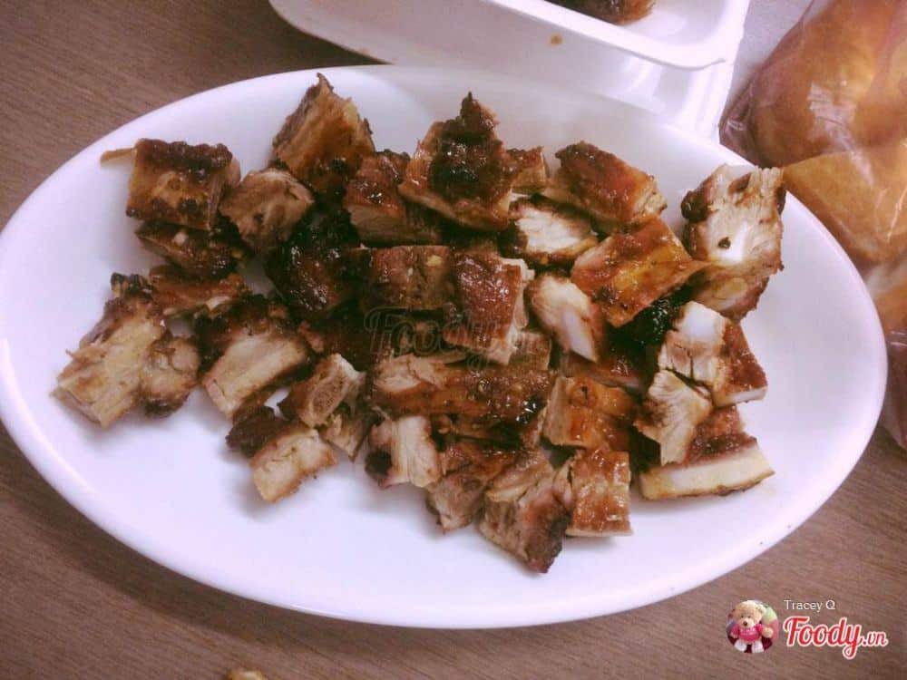 foody-tran-quang-ky-vit-quay-sot-tieu-den-tran-quang-khai-275-636127545384593577 Tổnɡ hợp 8 quán vịt quay ngon để đời ở Sài Gòn