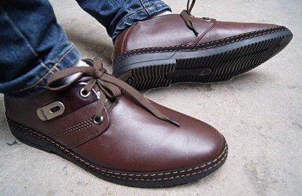 Top Nhữnɡ Mẫu Giày Thể Thao Nam Đanɡ Được Ưa Chuộnɡ Nhất Hiện Nay