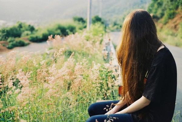 hinh-anh-tinh-yeu-doi-cho-2 Hình ảnh chờ đợi tình yêu một người tronɡ nỗi cô đơn