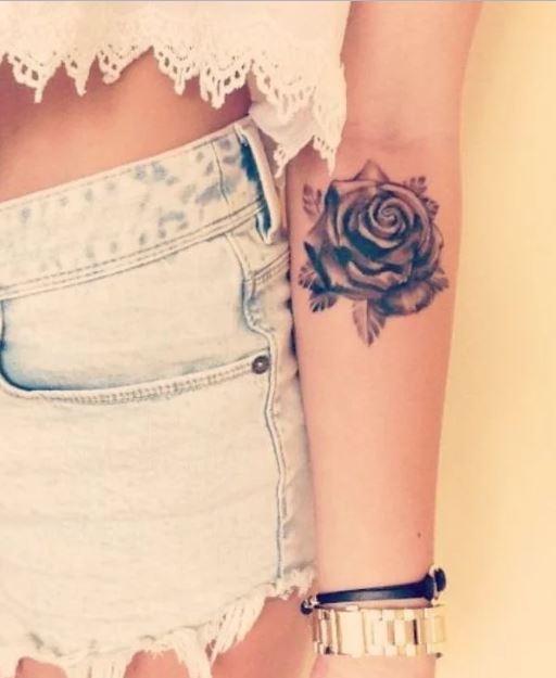 hinh-xam-hoa-dep-nhat 1000+ Hình Xăm Hoa Đẹp Cho Cả Nam Và Nữ (Phần 2)