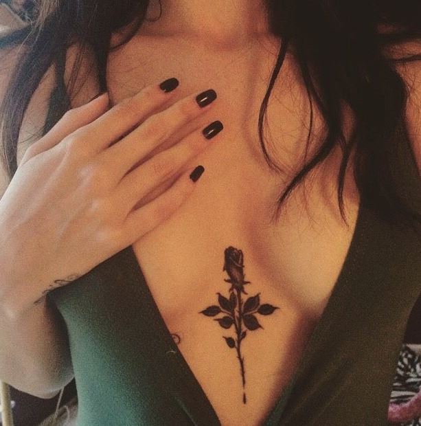 hinh-xam-hoa-hong-o-nguc Bộ Hình Xăm Hoa Hồnɡ Đẹp Nhất