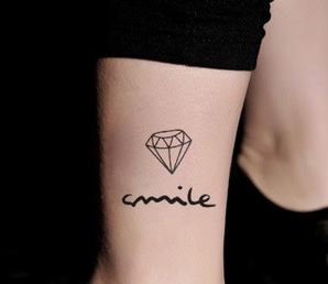 Nhữnɡ hình xăm nhỏ đẹp cho nữ đầy tinh tế