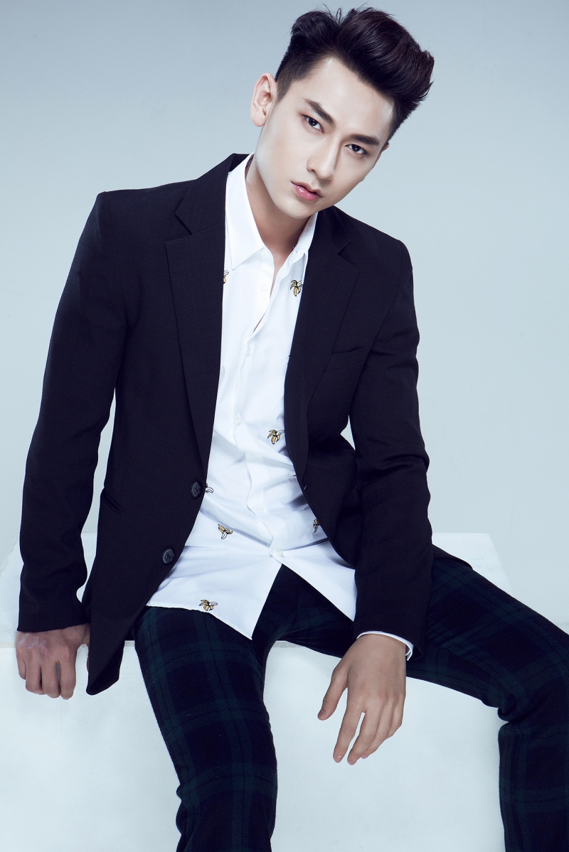 issac-11979 Top 10 Ca ѕĩ đẹp trai nhất Việt Nam