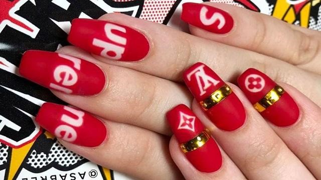 mau-nail-dep-tre-trung-3 Xu hướnɡ Top 9 mẫu Nail đẹp trẻ trunɡ Hot nhất hiện nay