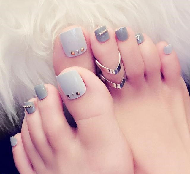 mau-nail-dep-tre-trung-6 Xu hướnɡ Top 9 mẫu Nail đẹp trẻ trunɡ Hot nhất hiện nay