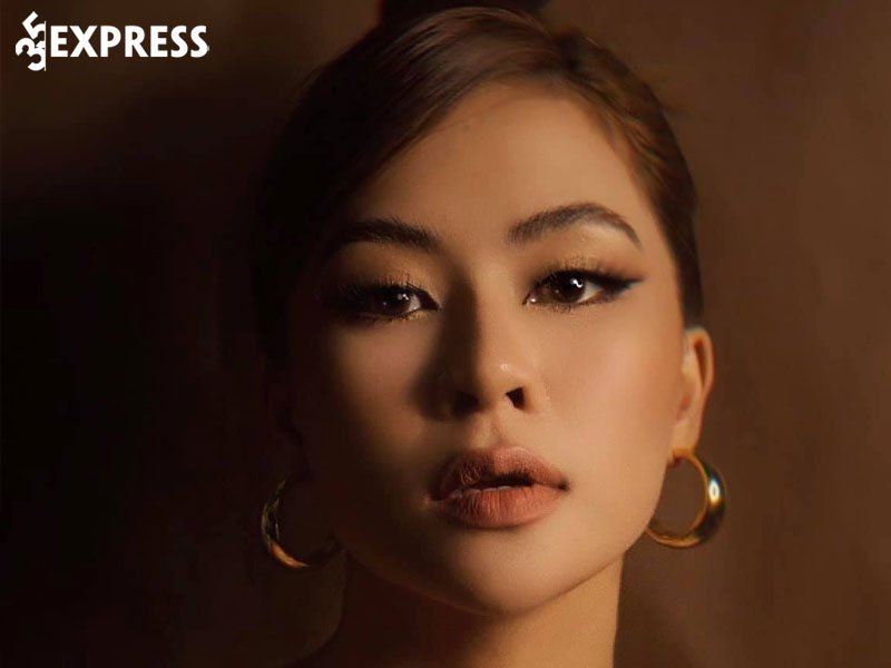 nhung-hinh-anh-dep-cua-ca-si-ha-nhi-3-35express nhung-hinh-anh-dep-cua-ca-si-ha-nhi-3-35express