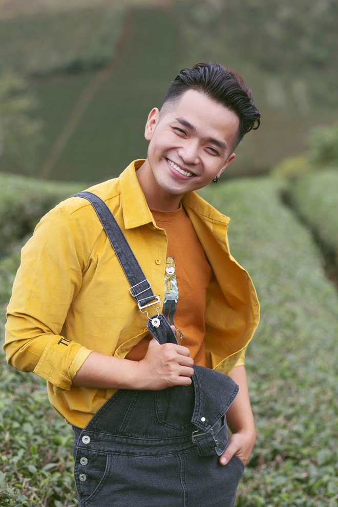 Top 15 ca sĩ hát nhạc ballad hay nhất Việt Nam