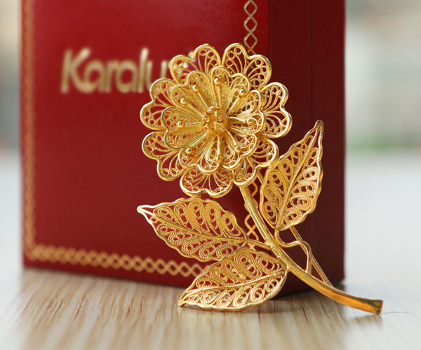 qua-tang-khach-hang-cuoi-nam-hoa-cai-ao