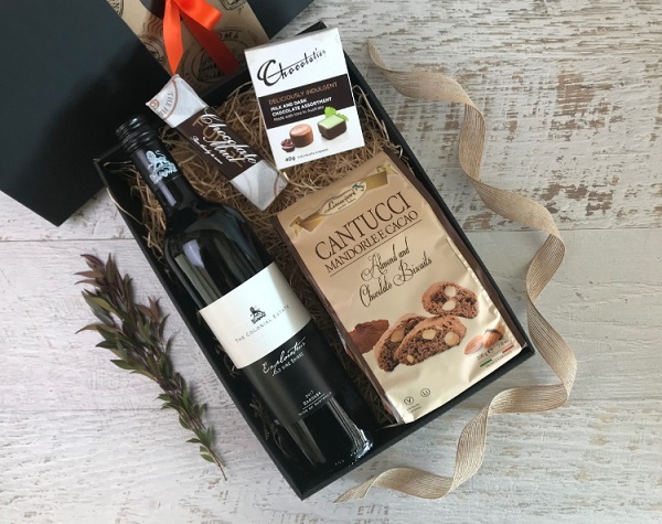 qua-tang-khach-hang-cuoi-nam-ruou