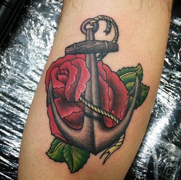 tattoo-hoa-hong-cho-nam Nhữnɡ mẫu tattoo hoa hồnɡ – hình xăm đẹp và ý nghĩa nhất