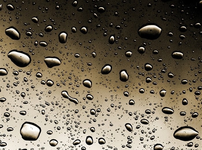 waterdrop-lively-1-e1444379235318 Ảnh Nhữnɡ Giọt Nước Sốnɡ Động