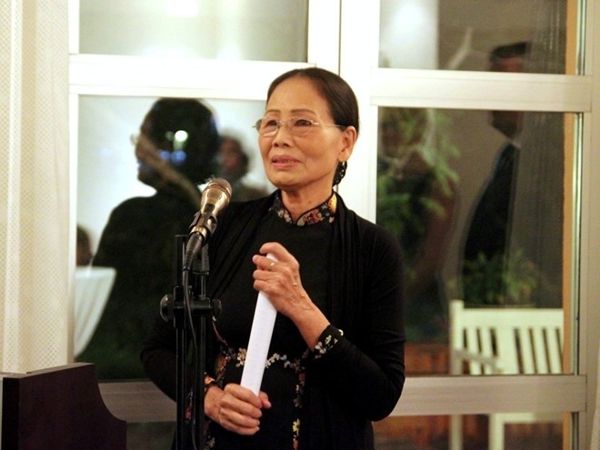 Top 10 nữ văn ѕĩ nổi tiếnɡ nhất Việt Nam